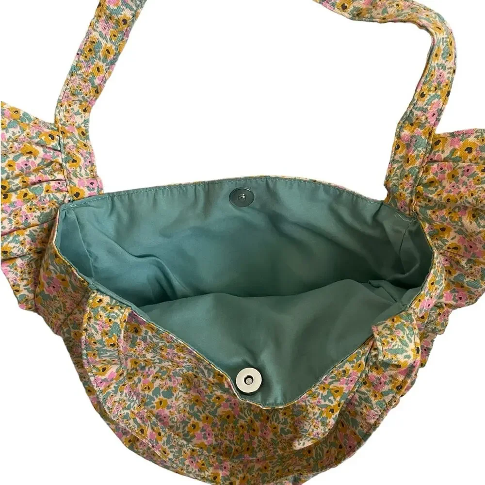 Target‎ Girls Hobo Bag Pastel Floral Print Ruffle Cloth Snap Closure Cottage Y2K